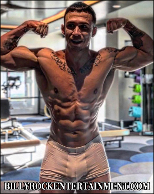 View the top male entertainers in Seal Beach now!