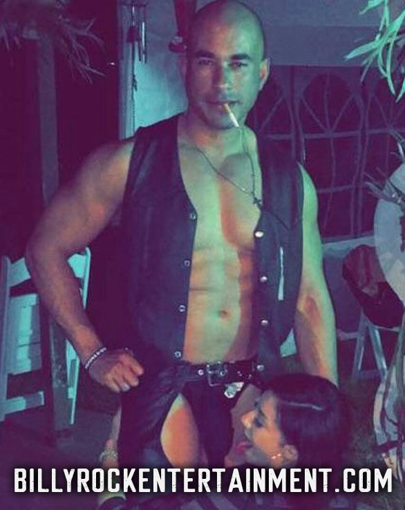 View male entertainers in Huntington Park today!
